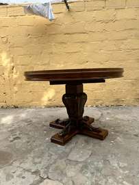 Table ronde bois massif vintage base sculptée