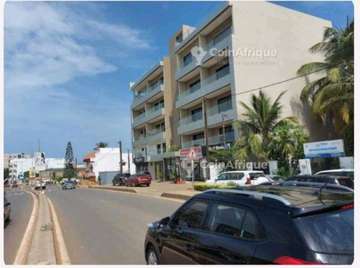 Ngor/Almadies local commercial 200m2
