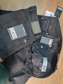 Diesel jean noir coupe moderne