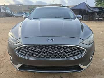 Ford Fusion Titanium 2017