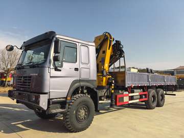 Camion grue Howo 12Tonnes 6X4