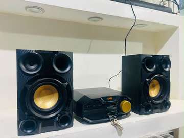 Chaîne hi-fi Philips FX-10 Puissant et Design Compact
