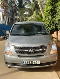 HYUNDAI STAREX 2015
