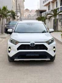 TOYOTA  RV4  ANNÉE : 2021