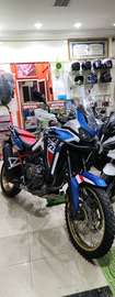 A vendre Honda Africa Twin 1100cm3  manuel