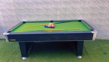 Table de billard compacte noire tapis vert avec accessoires