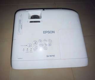 Vidéo projecteur Epson EB-FH06 Full HD – Lampe à remplacer