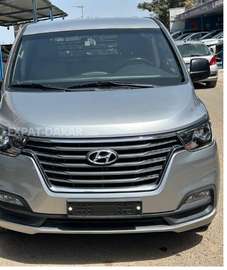 Starex 3 places 2019 diesel fourgon