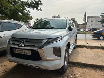 Mitsubishi Pagero 2020