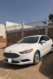 Location Ford Fusion