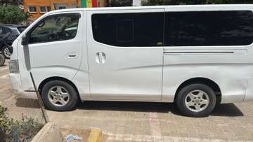 MINIBUS DE TRANSPORT PASSAGERS