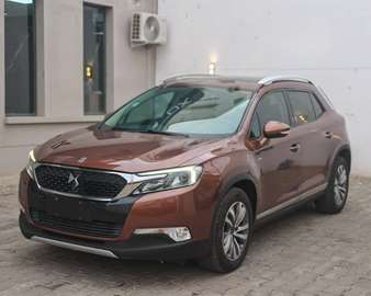 Citroën DS6 2017