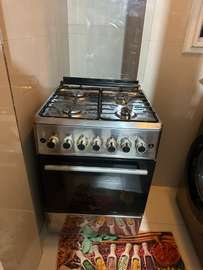 CUISINIERE 4 FEUX