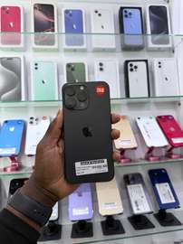 iPhone 15 Pro Max 256 Go eSIM 🇺🇸 – Jet black –
