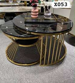 Ensemble tables basses métal doré et verre noir