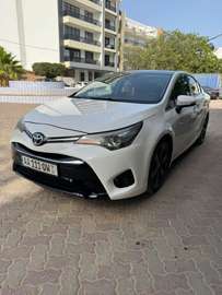 AVENSIS 2017