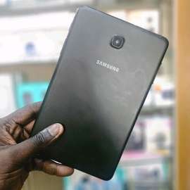Tablette samsung tabA 8pouces