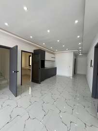 APPARTEMENT F4 À LOUER – MAMELLES, CITÉ MBACKIYOU FAYE