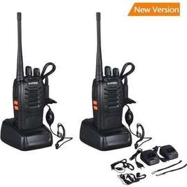 2  talkie walkie Baofeng BF-888s 16 canaux portée 3km