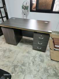 Table bureau