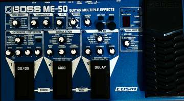 Pédalier Multi-Effets Boss ME-50