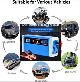 Chargeur de batterie Auto/moto/camion 12/24 volts -