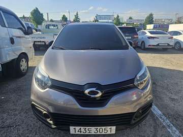 RENAULT QM3 2017