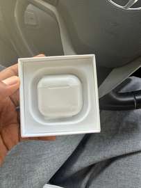 AirPods 4 Anc