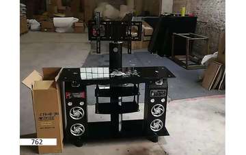 TABLE TV AVEC BAFFLES 762#