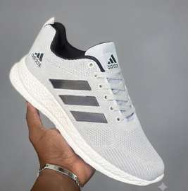 Adidas Chaussures de Sport Blanc et Noir Confort