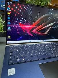 Asus zenbook i7 10th gen / ssd 512 /  16gb ram