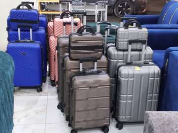 Ensemble valises rigides trolley 3 tailles couleurs variées
