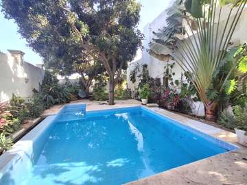 Villa atypique à Mermoz