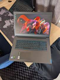 Lenovo IdeaPad i5 9th GTX 1650 / 16gb ram /512gb