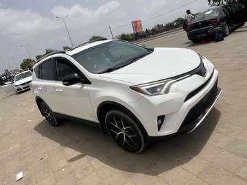 Toyota RAV4 2018 Full Option
