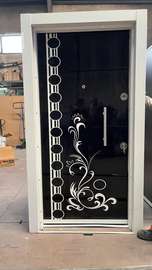 Porte d'entrée métal noire design sécurisé multipoints