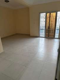 2 chambres salon Petit Mbao