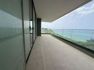 Appartement F5 à louer sur la corniche