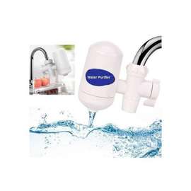 Filtre purificateur d'eau pour robinet.