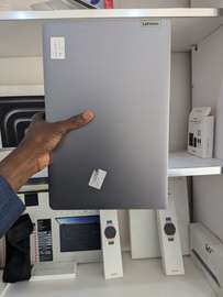 Lenovo Ideapad 3 ) i5 ) 11e generation ) 12 de ram ) 256