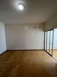 Villa R +1 à vendre au point e