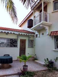 Belle Villa de vacances a louer a Sokone