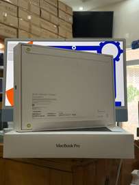 MacBook Pro 14" M5 (24Go RAM, 1To SSD) Clavier Français