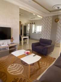 APPARTEMENT MEUBLE F4 A LOUER A DIAMNIADIO