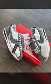Nike Vintage Classic baskets rétro