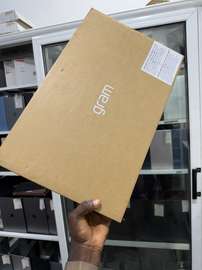 LG Gram 2026 Ultra 7 1To | 32 | Tacilte