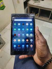 Tablette Lenovo 64gb carte SIM
