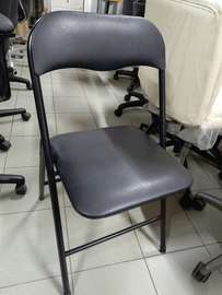 Chaise pliante noire robuste pour intérieur et extérieur
