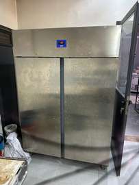 ARMOIRE FRIGORIFIQUE PROFESSIONNEL