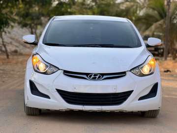 Hyundai avante 2015